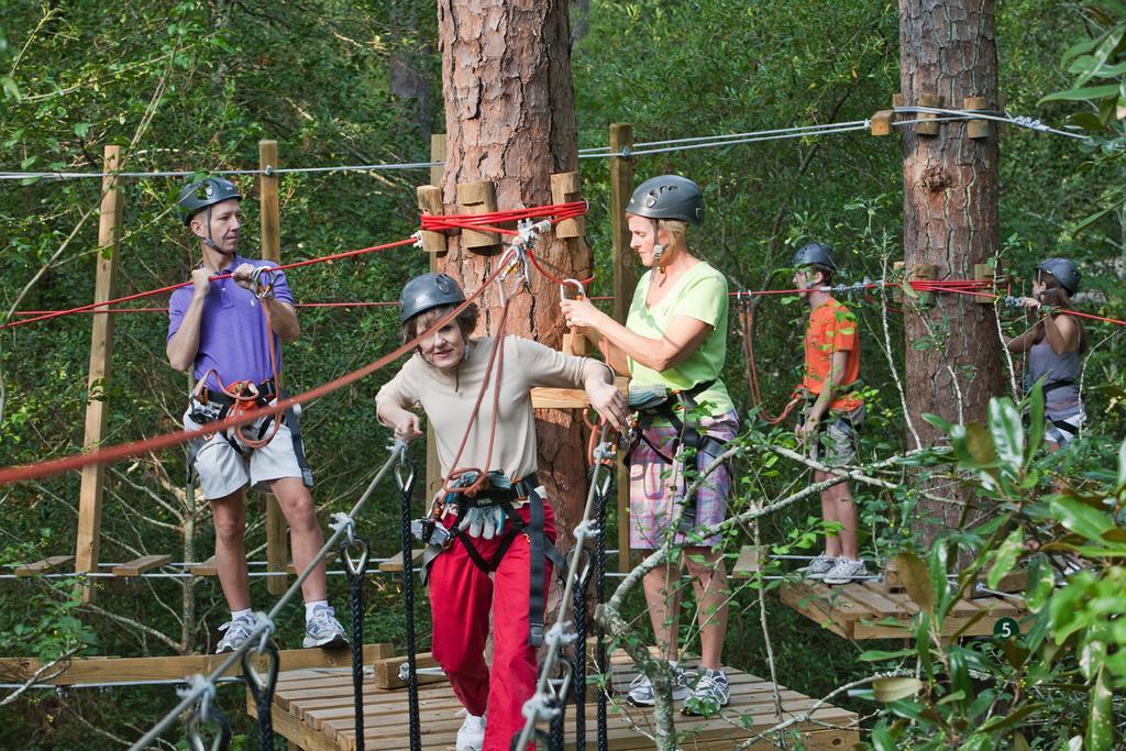 Callaway Resort & Gardens Пайн Маунтин Екстериор снимка