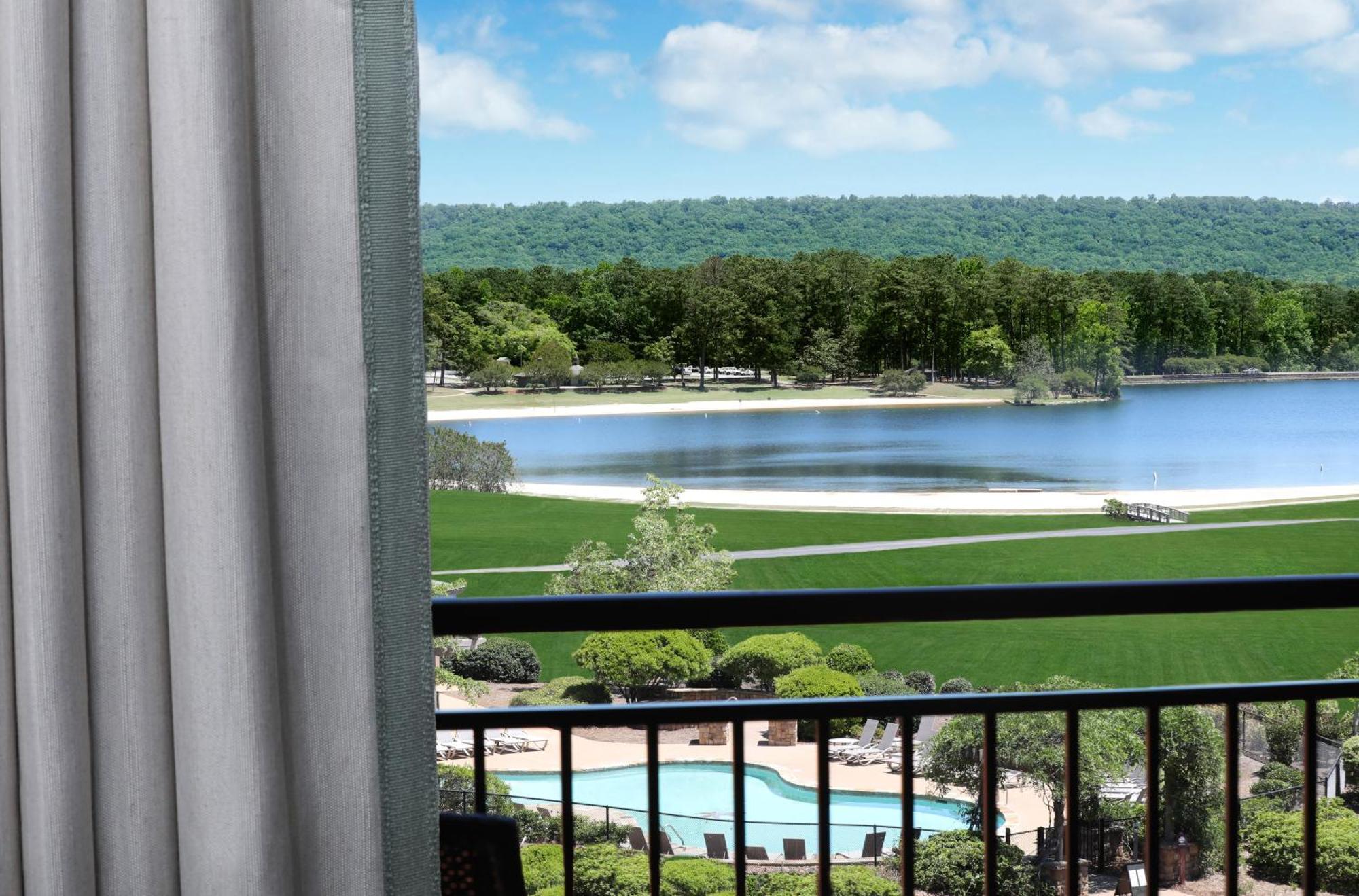 Callaway Resort & Gardens Пайн Маунтин Екстериор снимка
